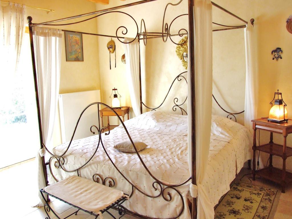 Chambres D'Hotes Les Chatelains Ennordres Room photo